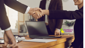 Assurance emprunteur pour un bien loué en colocation Une poignet de main